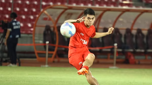 Thủ lĩnh mới nơi hàng tiền vệ