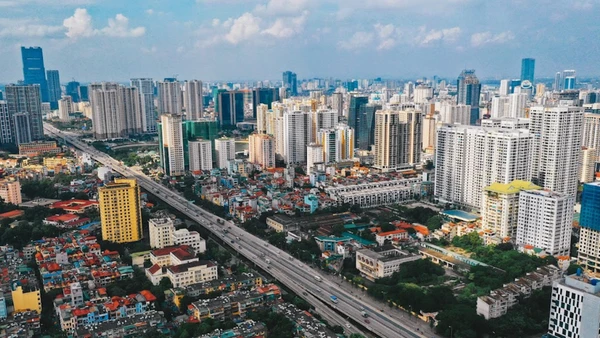 Giá bất động sản tăng chóng mặt trong những tháng qua.