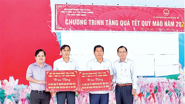Kết nối, lắng nghe doanh nghiệp
