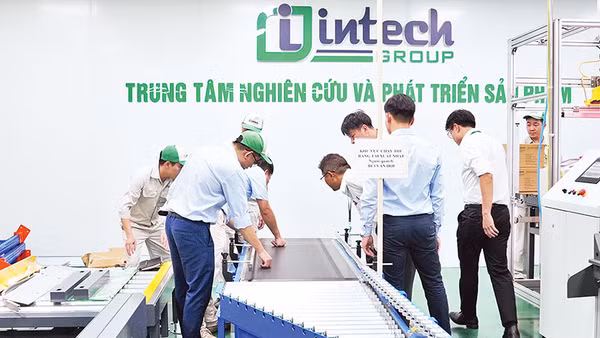 Đối tác Nhật Bản quan tâm và đề cao chất lượng phòng nghiên cứu của Intech Group. Ảnh: INTECH GROUP 