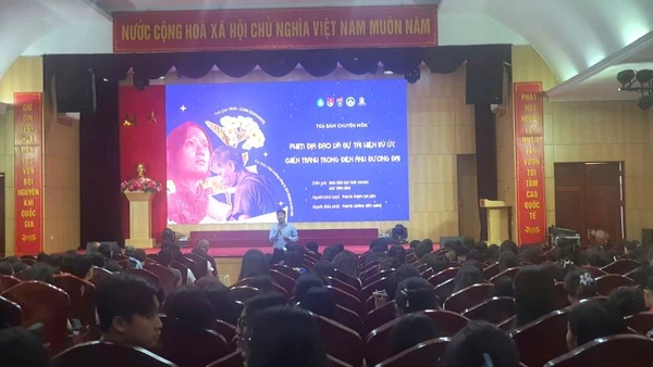 Sự kiện là một trong nhiều hoạt động ý nghĩa nhân dịp kỷ niệm 50 năm giải phóng miền Nam, thống nhất đất nước 30/4/1975. (Ảnh: HNV)