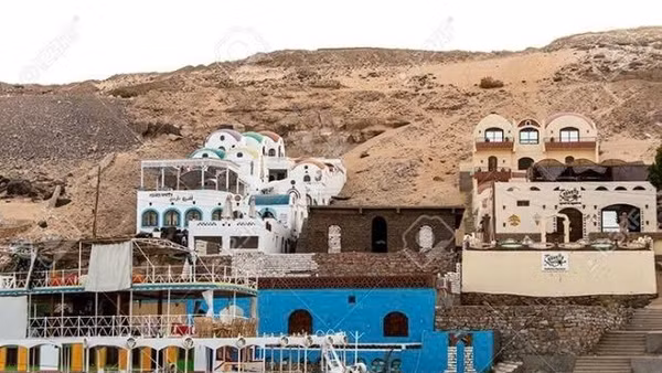 Làng Nubian trên đảo Elephantine.