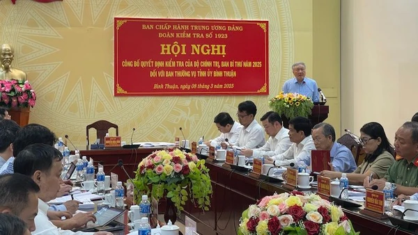 Đoàn kiểm tra làm việc với tỉnh Bình Thuận.