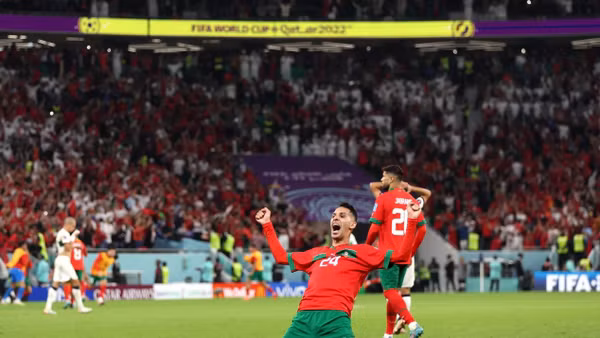 Maroc ghi tên mình vào lịch sử bóng đá thế giới khi trở thành đội bóng châu Phi đầu tiên tiến vào bán kết 1 kỳ World Cup. (Ảnh: FIFA)