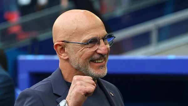 HLV Tây Ban Nha Luis de la Fuente. (Ảnh: Reuters) 