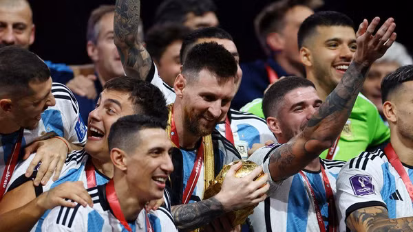 Hoàn thành giấc mơ vàng World Cup, Messi đã có danh hiệu cuối cùng còn thiếu trong bộ sưu tập thành tích đồ sộ của mình. (Ảnh: Reuters)