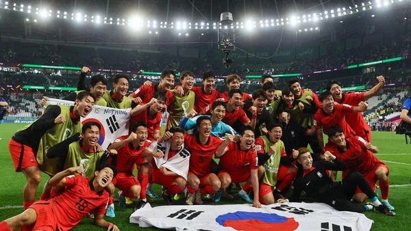 Hàn Quốc đoạt vé đầy kịch tính vào vòng loại trực tiếp World Cup 2022. (Ảnh: Reuters)