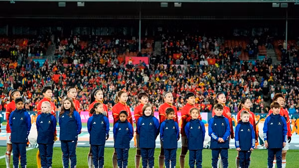 Đội tuyển Việt Nam tiếp tục được truyền thông quốc tế đánh giá cao về tinh thần thi đấu trong kỳ World Cup đầu tiên. (Ảnh: ĐỖ ĐẠT)