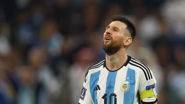 Messi đang rất gần với “giấc mơ vàng” World Cup của mình. (Ảnh: Reuters)
