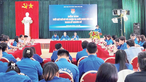 Diễn đàn “Tuổi trẻ Thủ đô với nhiệm vụ chấn hưng văn hóa trong kỷ nguyên số” do Thành đoàn Hà Nội tổ chức.