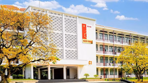 Đại học Bách khoa Hà Nội công bố điểm sàn năm 2026.