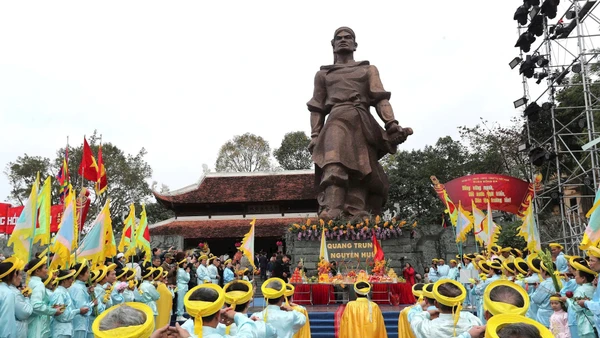 Lễ hội kỷ niệm 236 năm Chiến thắng Ngọc Hồi - Đống Đa (1789 - 2025). Ảnh: Thành Đạt