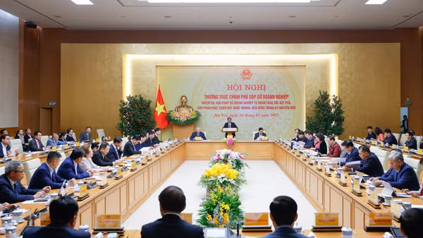 Hội nghị Thường trực Chính phủ gặp gỡ doanh nghiệp. Ảnh: Nhật Bắc