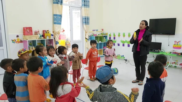 Lớp học mầm non ở buôn Ka Ming. (Ảnh: Uông Thái Biểu)