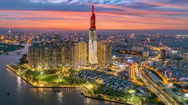 Kiều hối là nguồn lực tài chính quan trọng đóng góp vào phát triển kinh tế-xã hội Thành phố Hồ Chí Minh trong thời gian qua. Ảnh: TTXVN