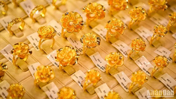 Giá Vàng Ngày 17/10: Vàng Thế Giới Tăng Hơn 100 Usd/Ounce, Vàng Miếng Trong Nước Tăng Hơn 3 Triệu Đồng/Lượng (Ảnh: Thành Đạt)