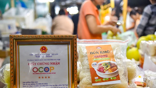 Sản phẩm Bún khô của Công ty cổ phần Xuất nhập khẩu nông sản thực phẩm Việt Nam, quận Hoàng Mai, Hà Nội. (Ảnh: Nhật Quang)