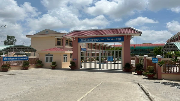 Trường tiểu học Nguyễn Văn Trừ.