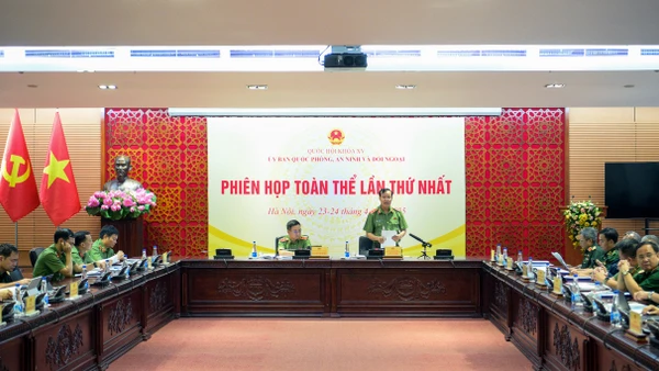 Ủy ban Quốc phòng, An ninh và Đối ngoại của Quốc hội thẩm tra dự án Luật Bảo vệ dữ liệu cá nhân.