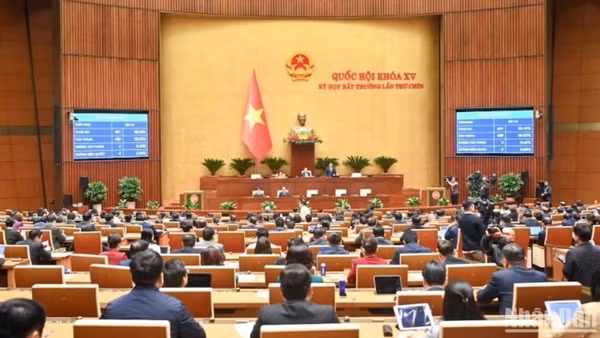 Kỳ họp bất thường lần thứ 9, Quốc hội khóa XV quyết đáp nhiều vấn đề cấp bách, khẩn trương đáp ứng kỳ vọng của cử tri và nhân dân. Ảnh: DUY LINH