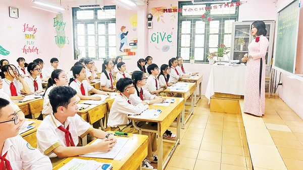 Một tiết học tại Trường THCS Thái Thịnh (Đống Đa, Hà Nội). 