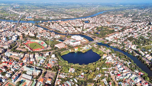 Đô thị thành phố Tân An (Long An) đạt chuẩn đô thị văn minh năm 2024 và đô thị loại I năm 2025.