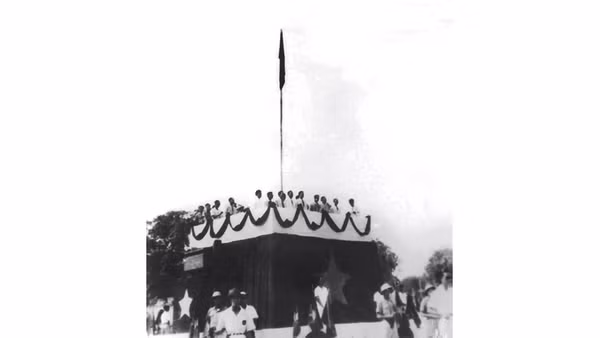Ngày 2/9/1945, tại Quảng trường Ba Đình lịch sử, Chủ tịch Hồ Chí Minh đọc Tuyên ngôn Độc lập, khai sinh nước Việt Nam Dân chủ Cộng hòa. Ảnh tư liệu