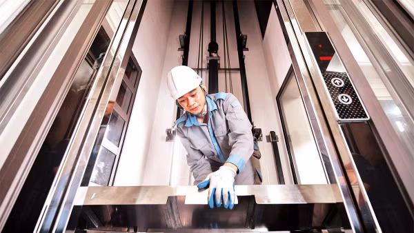 Dù ngành thang máy ở Việt Nam còn non trẻ nhưng mức độ cạnh tranh rất cao, đòi hỏi phải có đội ngũ tinh nhuệ.