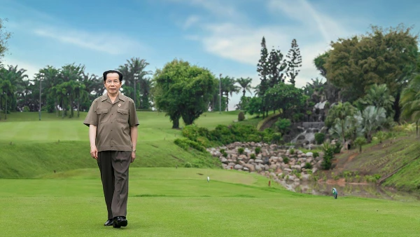 Anh hùng Lao động, doanh nhân Lê Văn Kiểm.