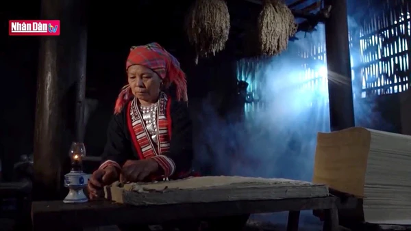 Độc đáo giấy Bản của người Dao