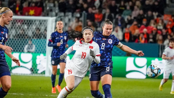 Đội tuyển nữ Việt Nam thua đậm đội tuyển nữ Hà Lan. 