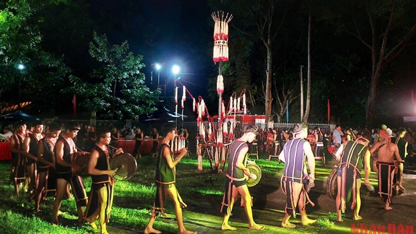 Tôn vinh và phát huy giá trị văn hóa cồng chiêng Tây Nguyên