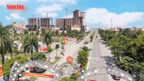 Nhà nước Cộng hòa xã hội chủ nghĩa Việt Nam là Nhà nước kiểu mới được xây dựng trên nền tảng chủ nghĩa Mác-Lênin và tư tưởng Hồ Chí Minh.