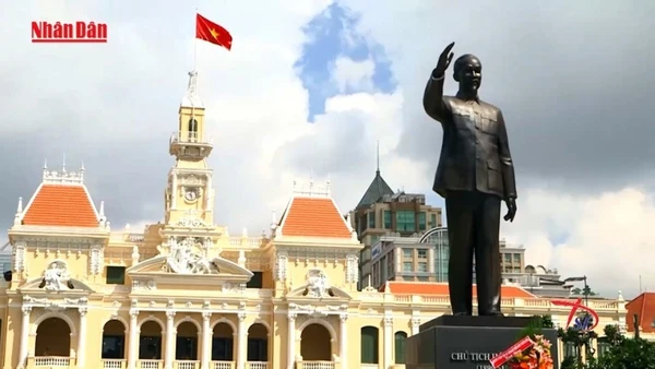 Độc lập dân tộc gắn với chủ nghĩa xã hội là lựa chọn tất yếu của Cách mạng Việt Nam.