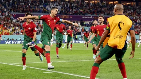 [Ảnh] Nhìn lại World Cup ngày thứ 5: Bồ Đào Nha, Brazil phô diễn sức mạnh