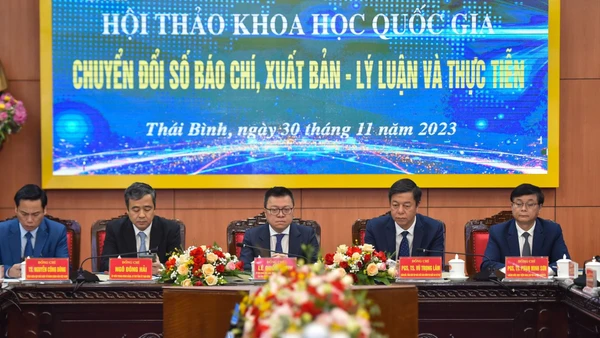 [Ảnh] Hội thảo khoa học quốc gia “Chuyển đổi số báo chí, xuất bản - Lý luận và thực tiễn”