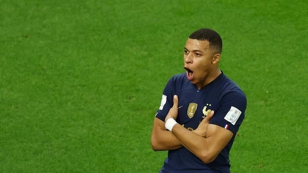 [Ảnh] Nhìn lại World Cup ngày thứ 15: Pháp, Anh phô diễn sức mạnh