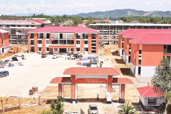 Trường phổ thông nội trú liên cấp tiểu học và trung học cơ sở xã Anh Sơn (tỉnh Nghệ An) sắp hoàn thành, sẵn sàng tổ chức lễ khai giảng năm học 2026-2027.