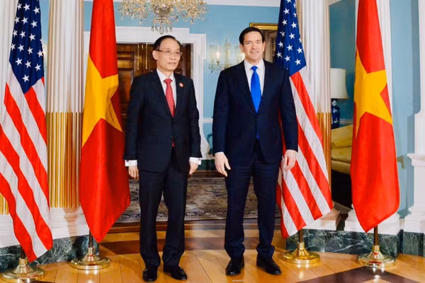 Bộ trưởng Ngoại giao Lê Hoài Trung hội đàm với Ngoại trưởng Hoa Kỳ Marco Rubio. (Ảnh: Bộ Ngoại giao)