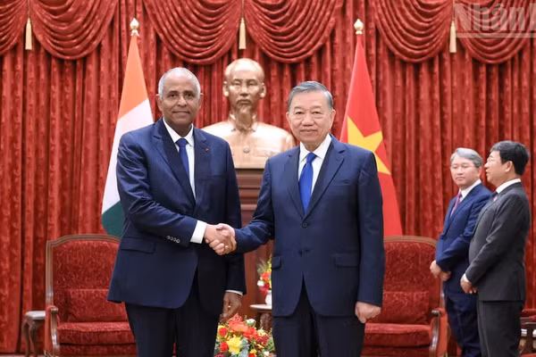 Tổng Bí thư, Chủ tịch nước Tô Lâm tiếp Chủ tịch Quốc hội Bờ Biển Ngà Patrick Achi. (Ảnh: ĐĂNG KHOA)