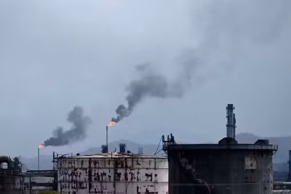 Khu liên hợp công nghiệp hóa dầu ở Anzoategui, Venezuela. (Ảnh: THX/TTXVN)