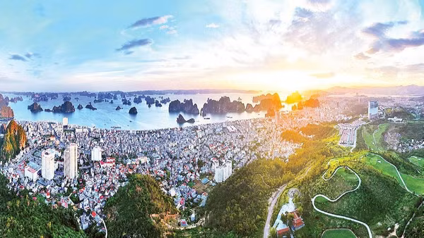 Quảng Ninh đẩy mạnh phát triển kinh tế xanh, kinh tế biển.