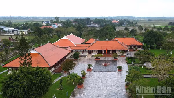 Khu lưu niệm Thủ tướng Phạm Văn Đồng tại xã Mộ Đức, tỉnh Quảng Ngãi. (Ảnh: HIỂN CỪ)