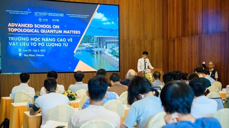 Toàn cảnh lễ khai mạc.