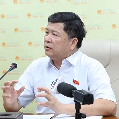 ta-van-ha.jpg