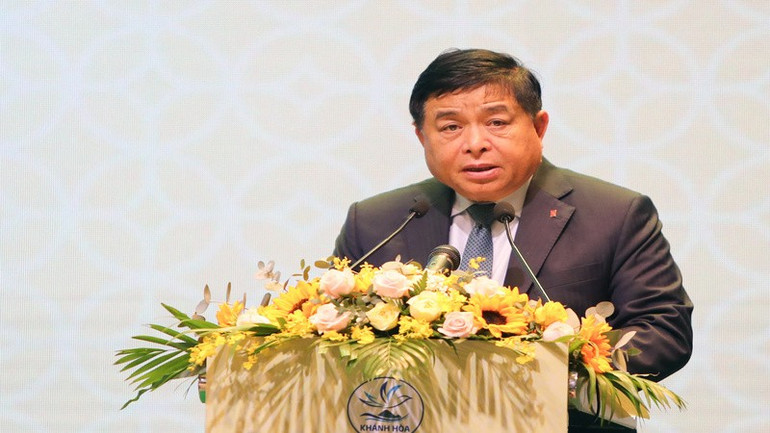 Phó Thủ tướng Nguyễn Chí Dũng phát biểu chỉ đạo hội nghị. (Ảnh: VĂN NỶ) gap-mat-doanh-nghiep-2.jpg