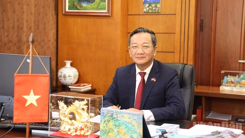 Đại sứ Việt Nam tại Lào Nguyễn Minh Tâm. (Ảnh: DUY TOÀN)