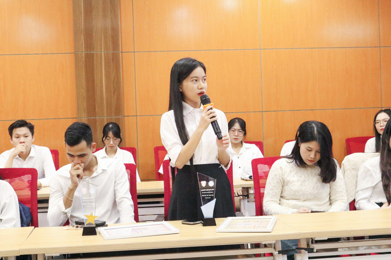 Thí sinh đạt kết quả cao xét tuyển vào Trường Đại học Luật (Đại học Huế) được nhận học bổng thi-sinh-dat-ket-qua-cao-trong-xet-tuyen-vao-truong-dai-hoc-luat-dai-hoc-hue-duoc-nhan-hoc-bong-1.jpg