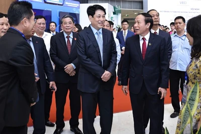 Chủ tịch nước Lương Cường dự Hội nghị Xúc tiến đầu tư Hải Phòng.