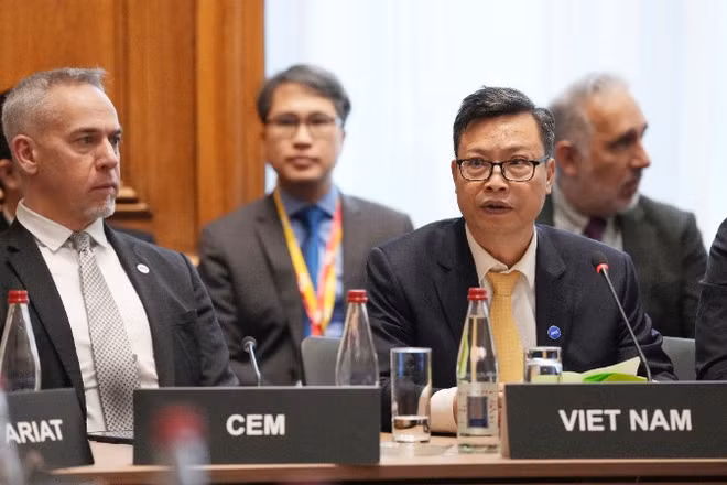 Đại sứ Trịnh Đức Hải phát biểu tại Hội nghị.